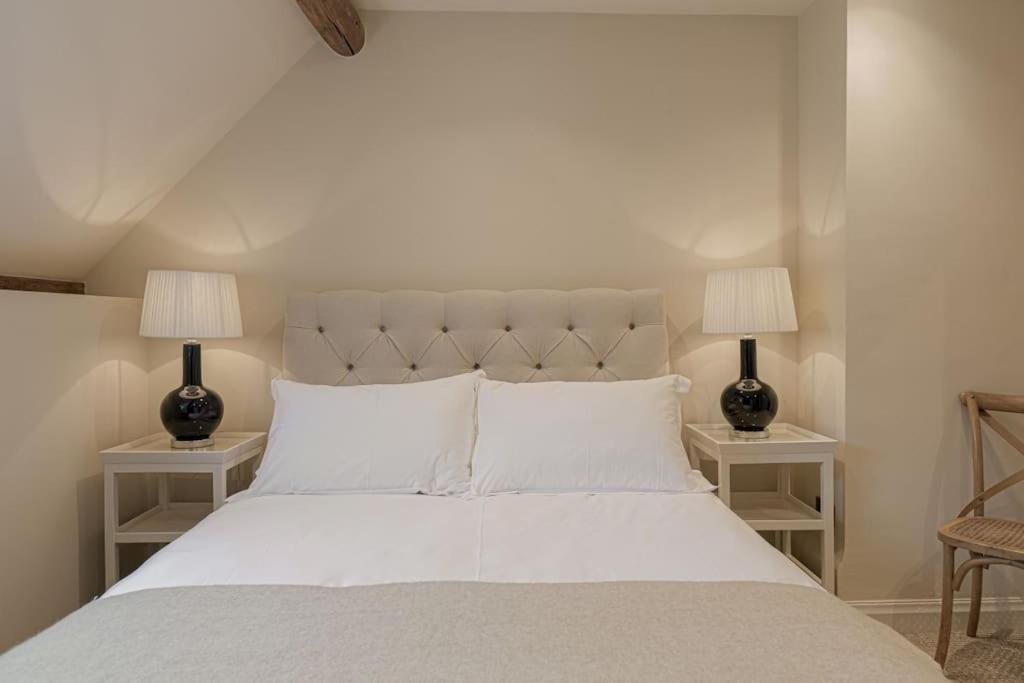 East Barn Cottage - Refurbished Barn Conversion! Weston Subedge Buitenkant foto